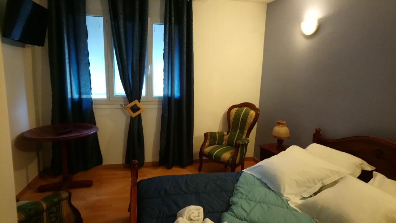 Hotel Le Passage De Vallon Экстерьер фото
