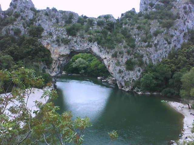 Hotel Le Passage De Vallon Экстерьер фото